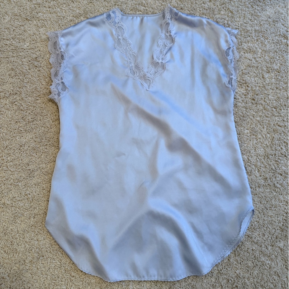 Vintage Light Purple Lace Trim Top